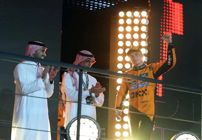 Oscar Piastri gana el GP de Arabia Saudita 2025 y es nuevo líder del Mundial de Fórmula 1. Oscar Piastri gana el GP de Arabia Saudita 2025 y es nuevo líder del Mundial de Fórmula 1.