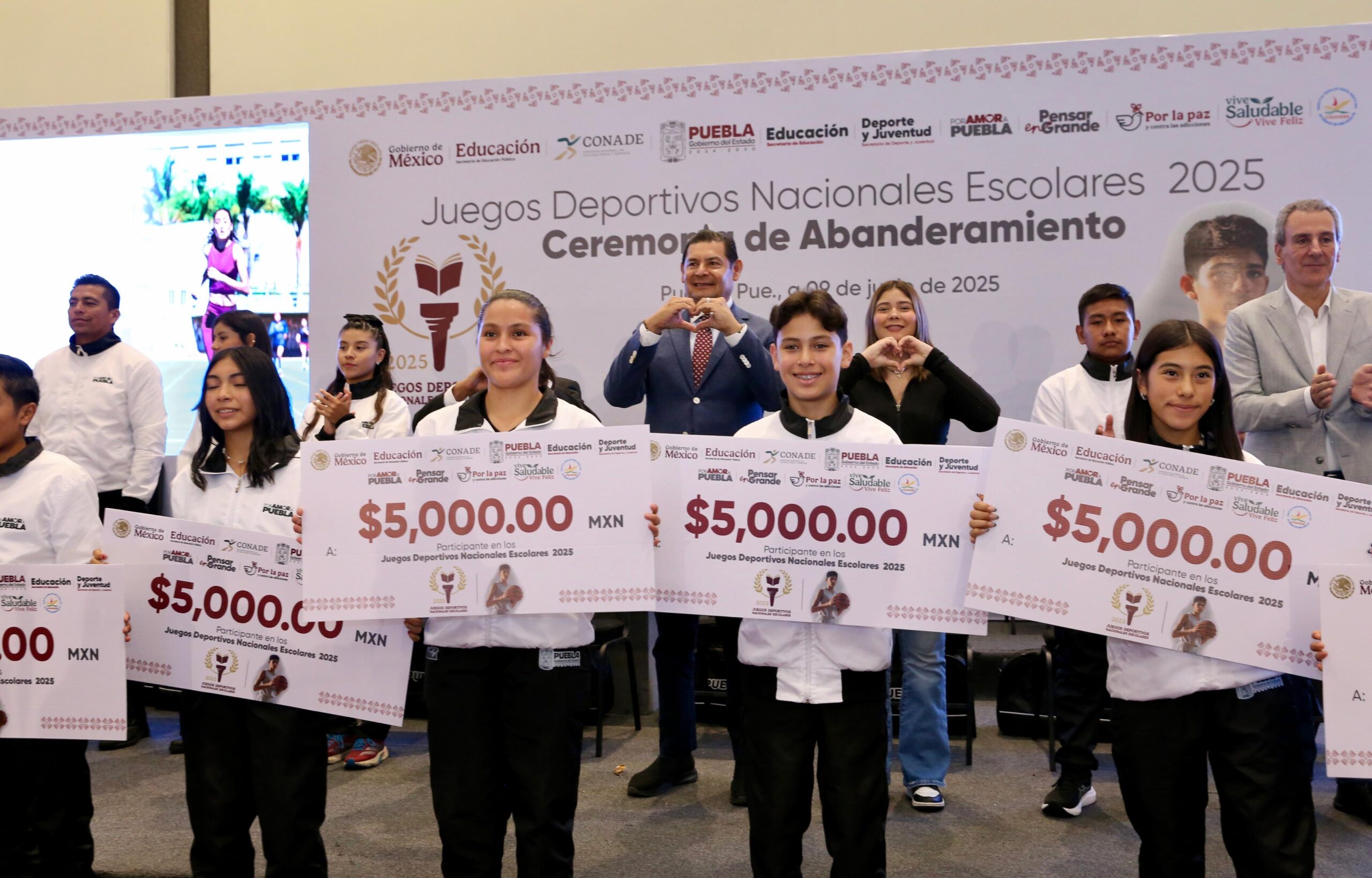 Juegos Deportivos Nacionales Escolares 2025: Puebla será sede y abanderan a 523 atletas estudiantiles. Juegos Deportivos Nacionales Escolares 2025: Puebla será sede y abanderan a 523 atletas estudiantiles.