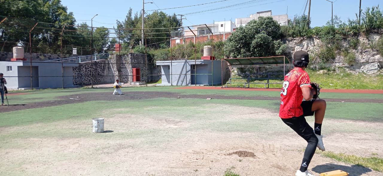 Rescate de espacios deportivos impulsa convivencia y deporte comunitario en Puebla